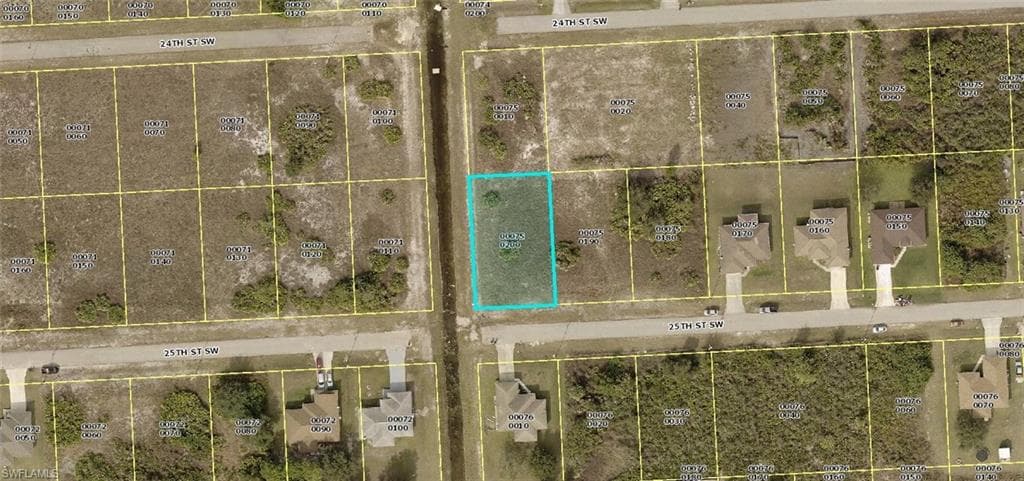 2718 25th ST SW LEHIGH ACRES, FL 33976