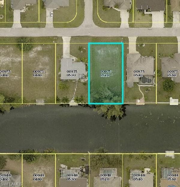 300 SE 20th ST CAPE CORAL, FL 33990