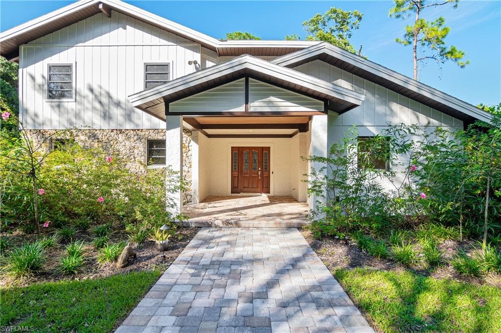 3301 31st AVE SW NAPLES, FL 34117