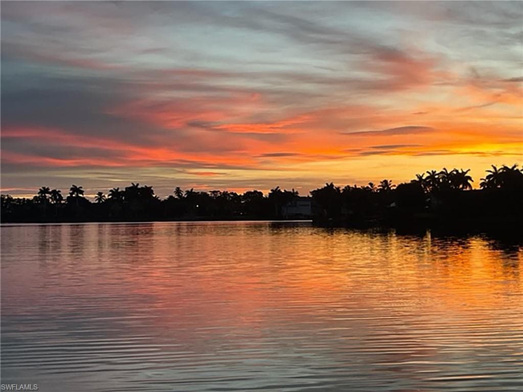 859 NELSONS WALK NAPLES, FL 34102