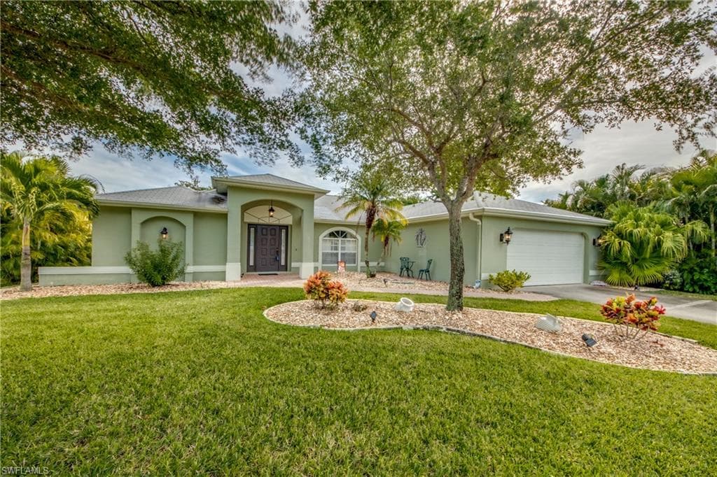 1017 SE 5th AVE CAPE CORAL, FL 33990