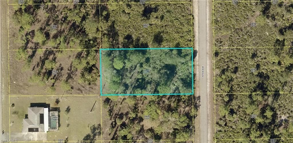 119 Fitch AVE LEHIGH ACRES, FL 33936