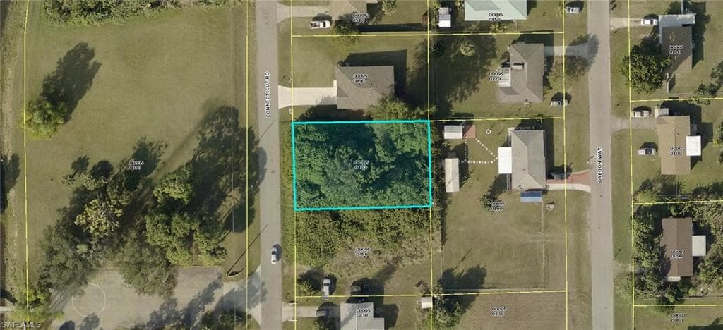 214 Connecticut RD LEHIGH ACRES, FL 33936