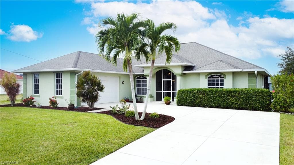 926 SW 8th PL CAPE CORAL, FL 33991