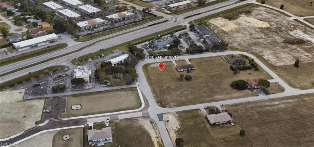 1405 NE 8th ST CAPE CORAL, FL 33909