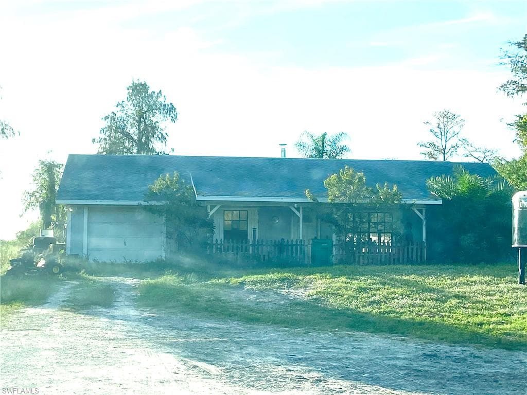 891 6th ST SE NAPLES, FL 34117