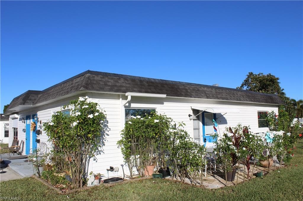 34 Hamlin CT LEHIGH ACRES, FL 33936