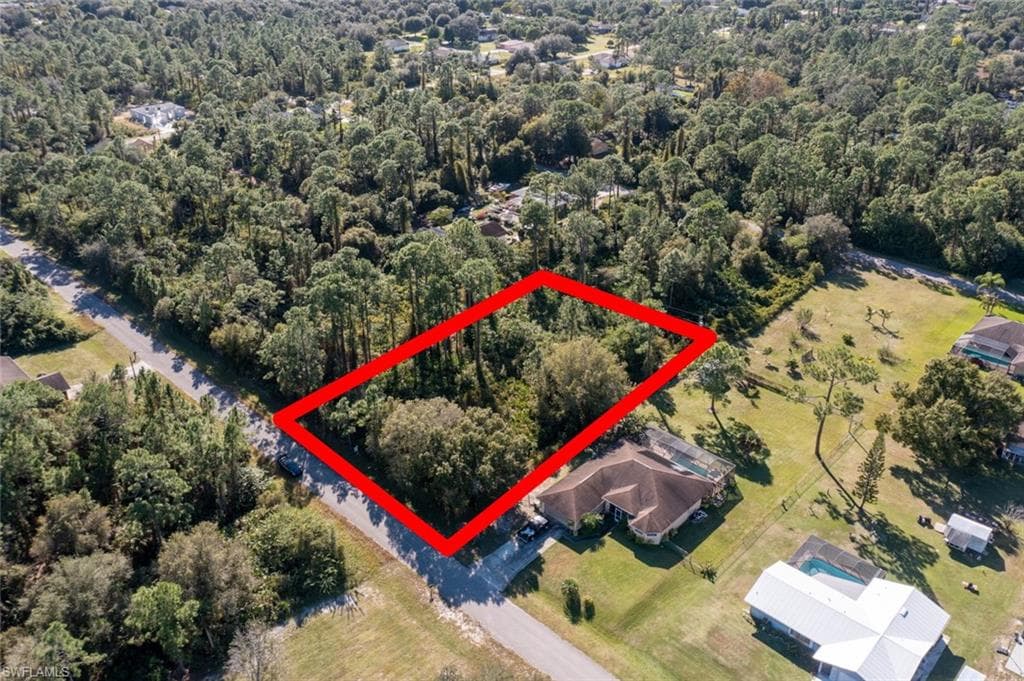 513 Highland AVE LEHIGH ACRES, FL 33972