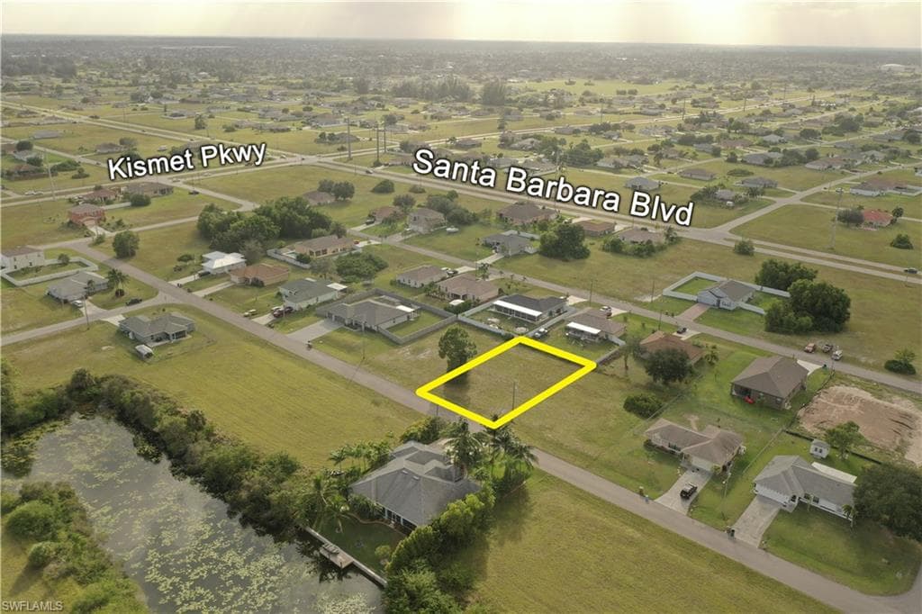 2516 1st AVE CAPE CORAL, FL 33909