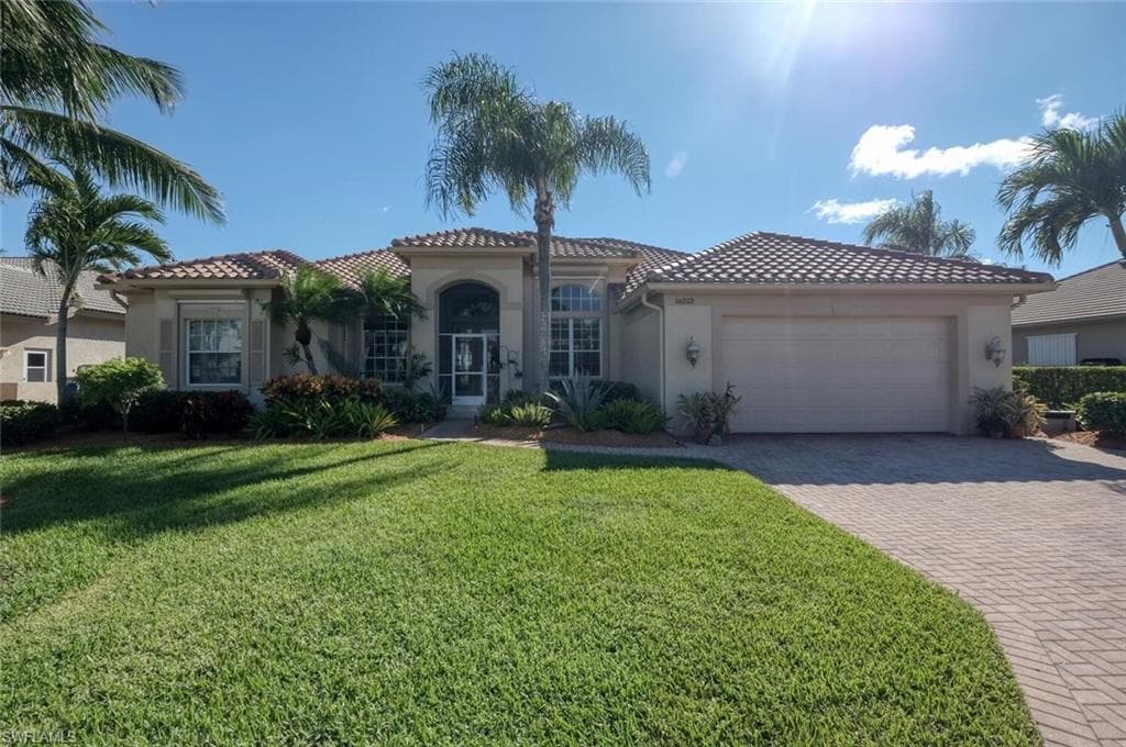 16212 Edgemont DR FORT MYERS, FL 33908