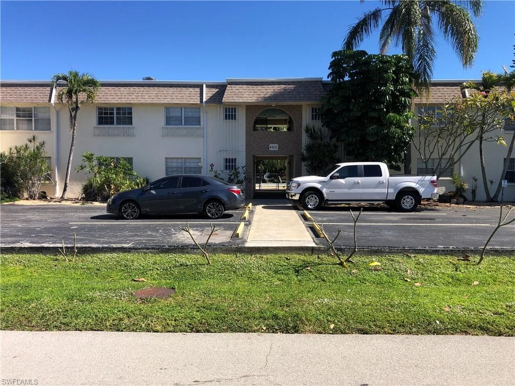 4931 Vincennes CT 4 CAPE CORAL, FL 33904