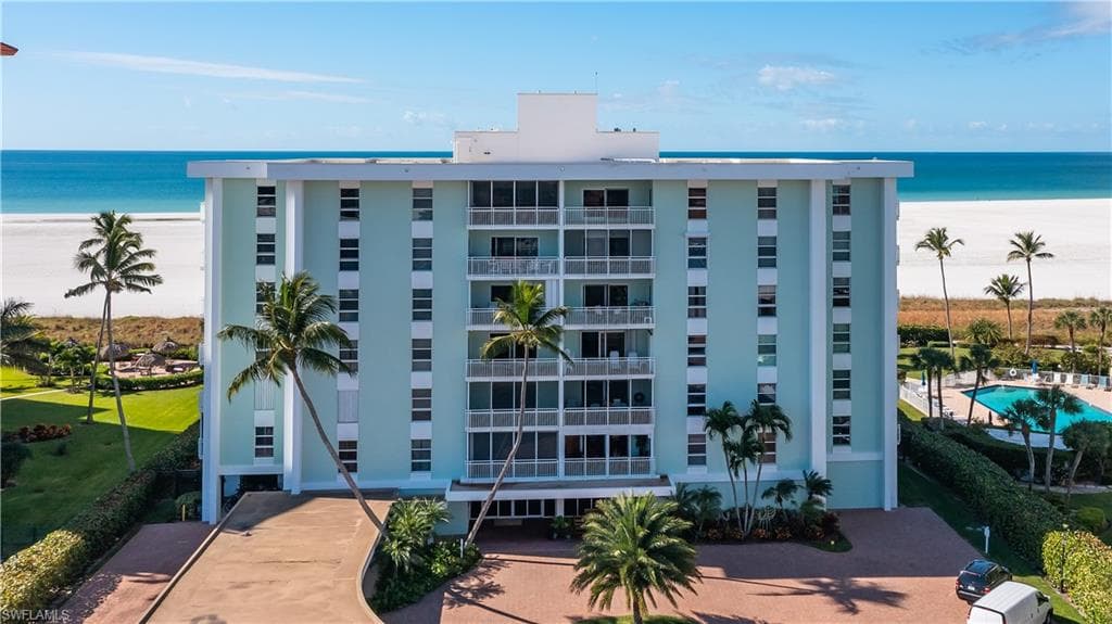 500 Saturn CT 77 MARCO ISLAND, FL 34145