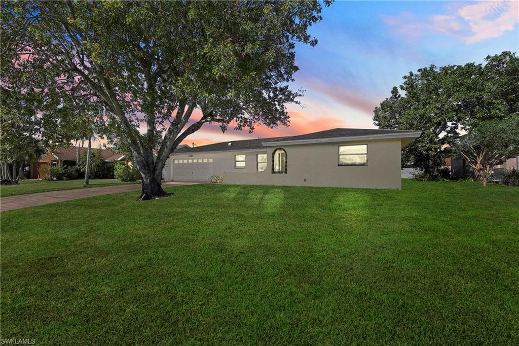 1903 5th ST CAPE CORAL, FL 33990