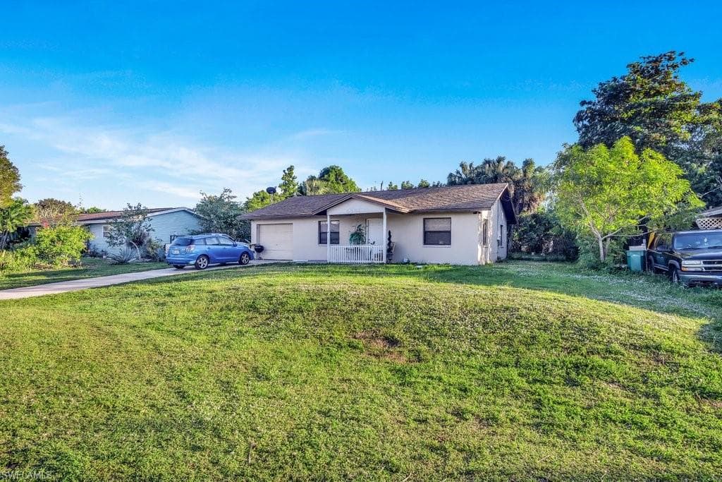 5384 23rd AVE SW NAPLES, FL 34116