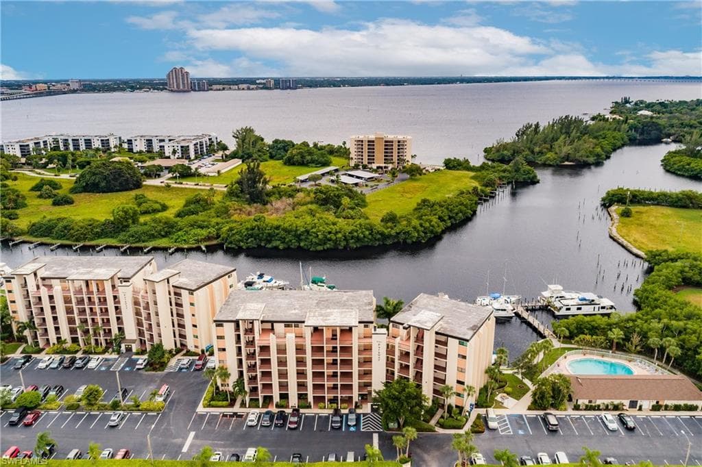 3462 Hancock Bridge PKY 255 NORTH FORT MYERS, FL 33903