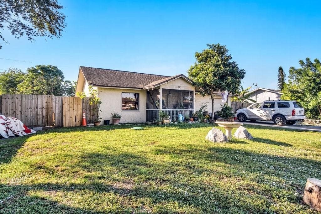 3025 48th TER SW NAPLES, FL 34116