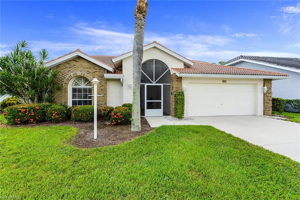 458 Countryside DR NAPLES, FL 34104
