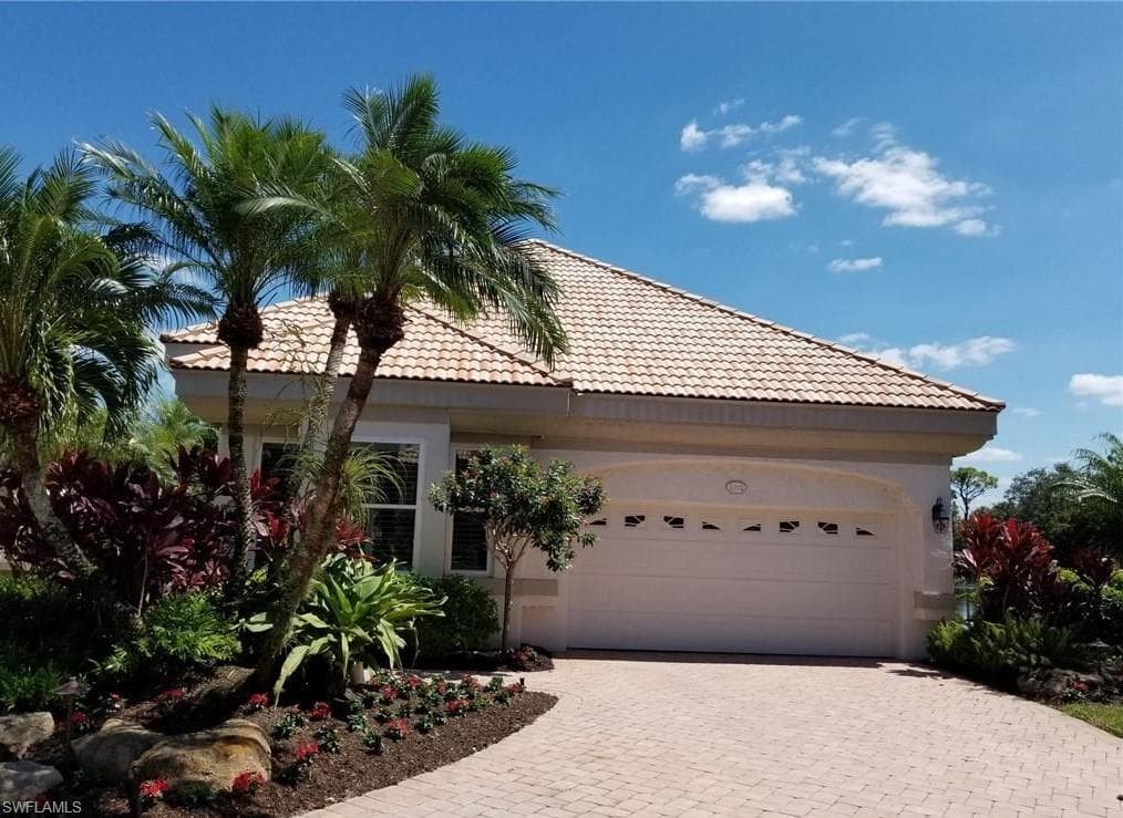 3372 Montara DR BONITA SPRINGS, FL 34134