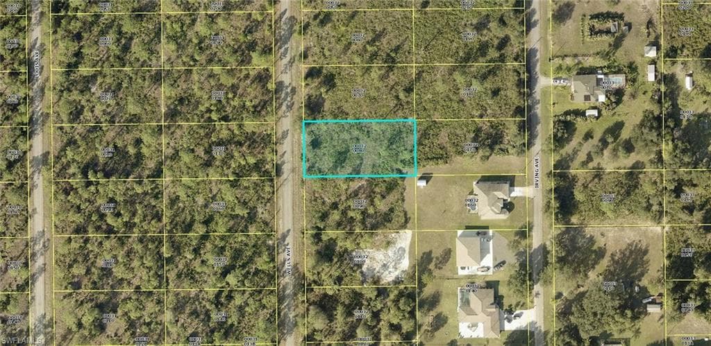 208 Wells AVE LEHIGH ACRES, FL 33936