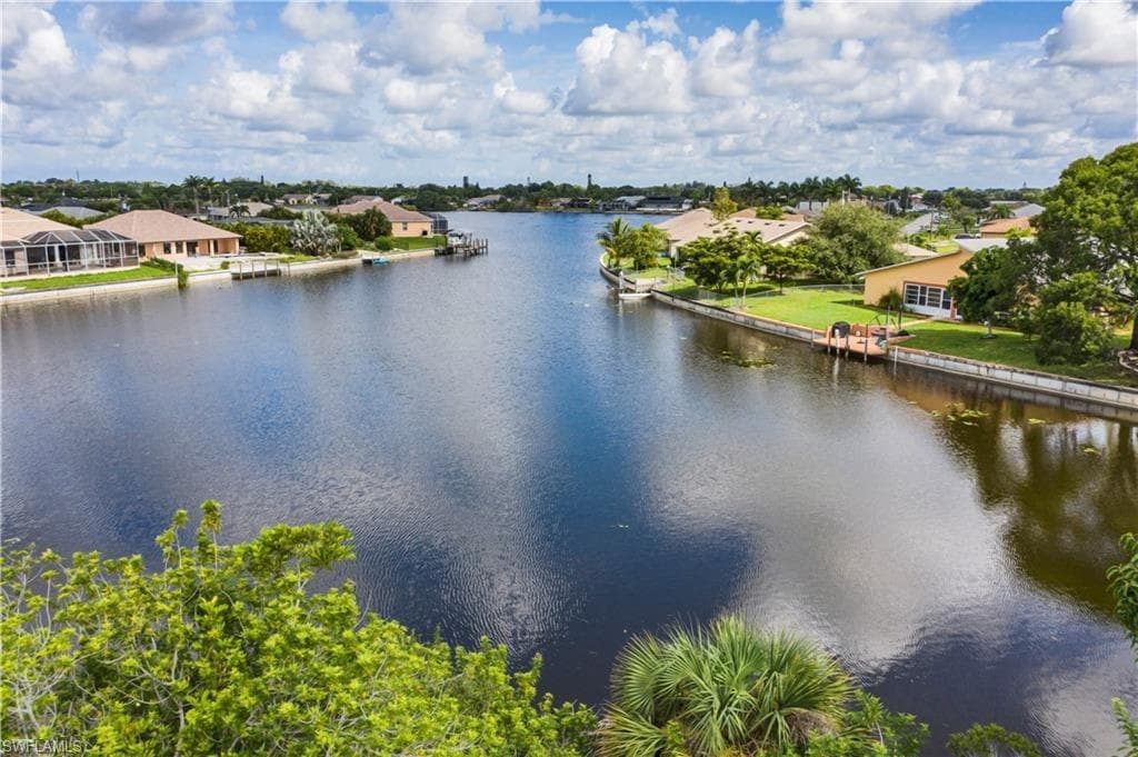 505 SE 7th ST CAPE CORAL, FL 33990