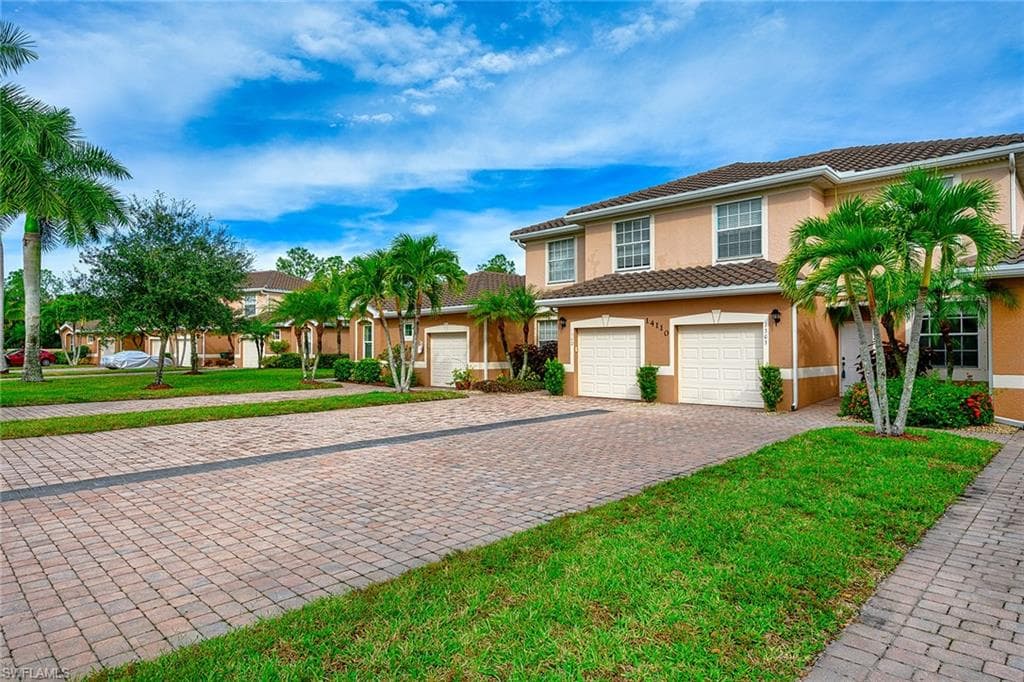 14110 Winchester CT 1303 NAPLES, FL 34114