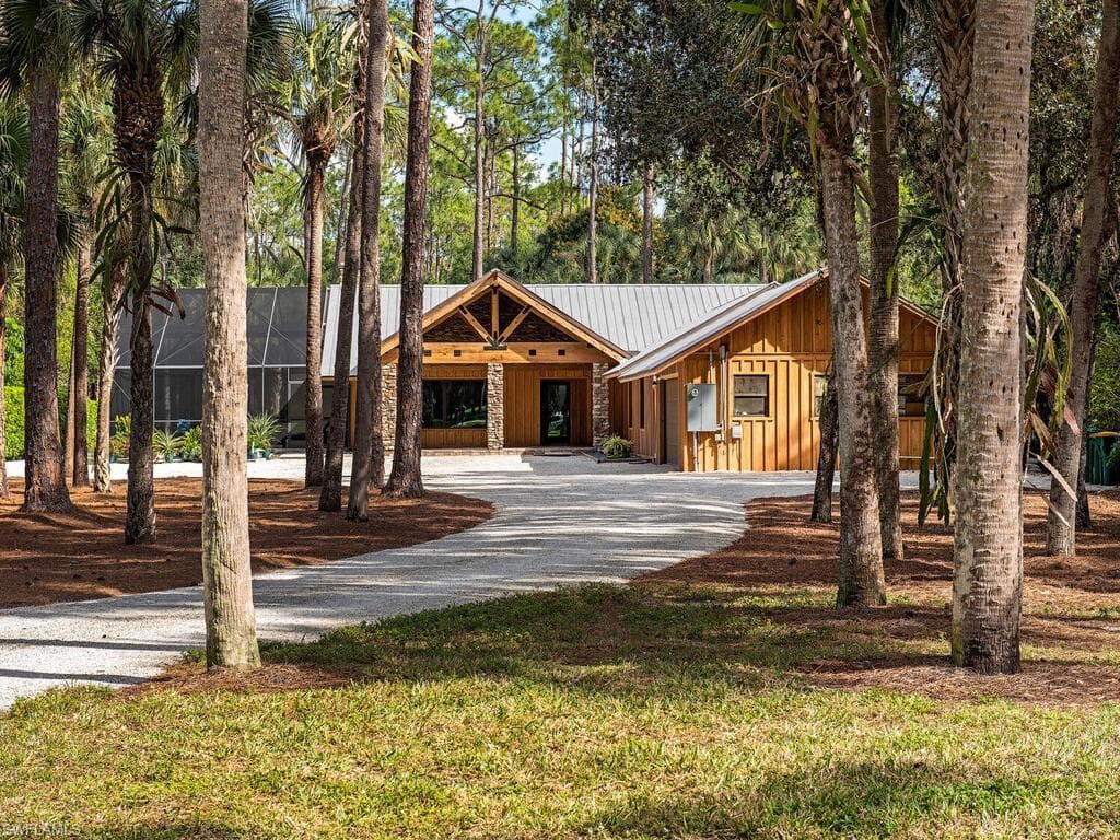 2820 68th ST SW NAPLES, FL 34105