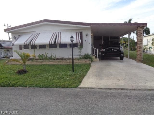 3036 Longview LN NORTH FORT MYERS, FL 33917