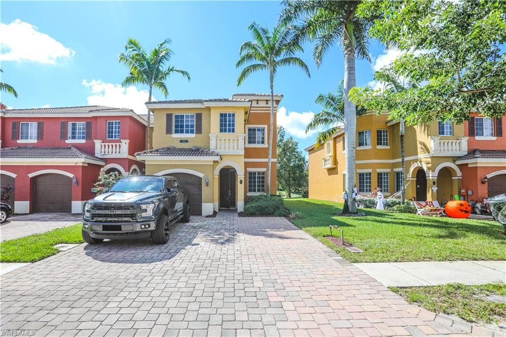 10241 Olivewood WAY 151 ESTERO, FL 33928