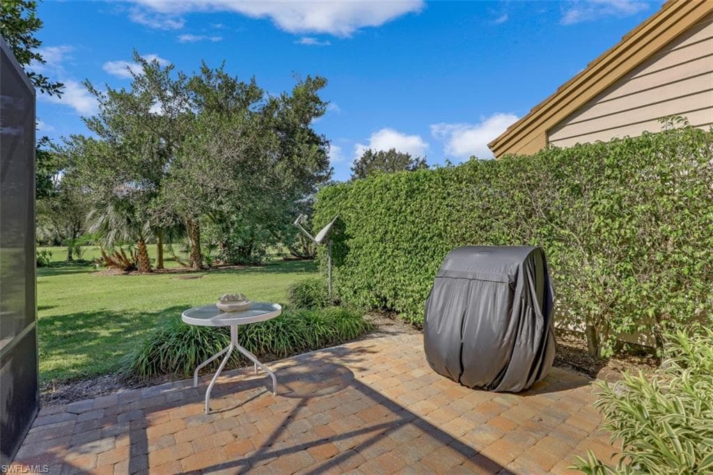 6627 Trident WAY NAPLES, FL 34108