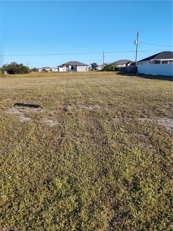 3904 20th ST W LEHIGH ACRES, FL 33971