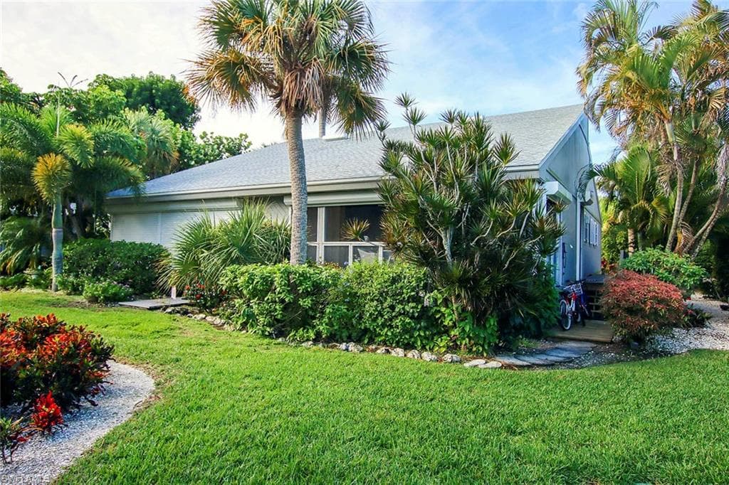 732 DONAX ST 7 SANIBEL, FL 33957