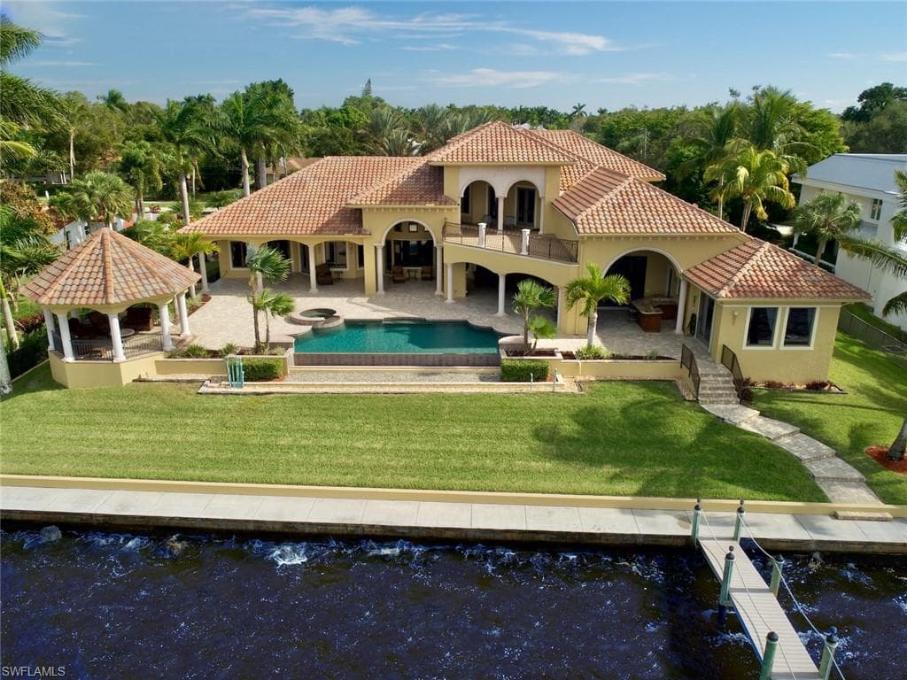3336 West Riverside DR FORT MYERS, FL 33901