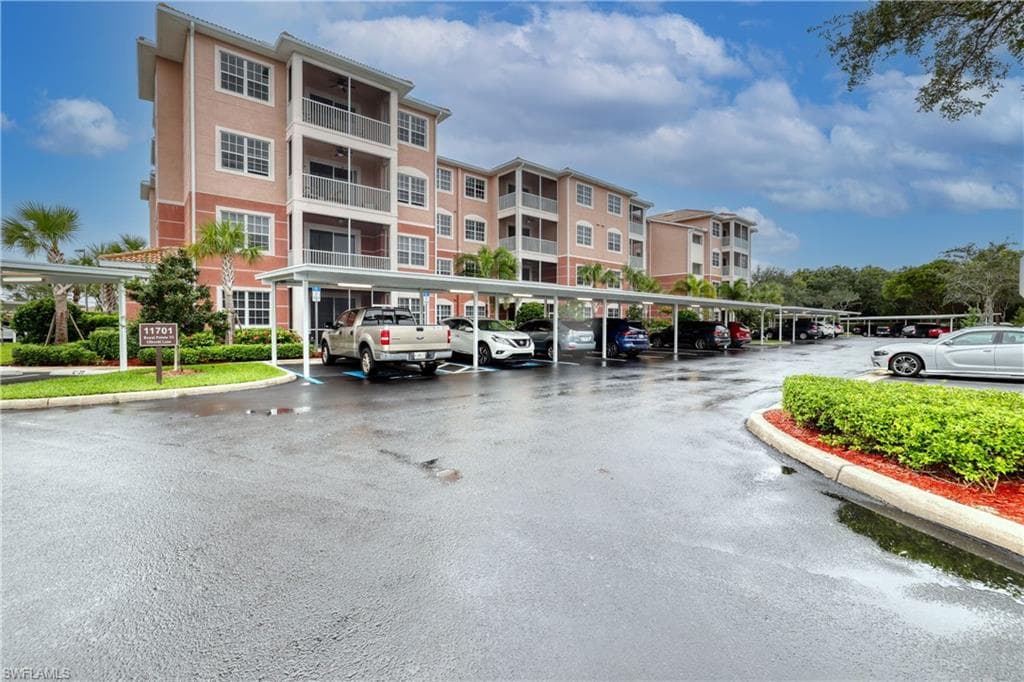 11701 Olivetti LN 207 FORT MYERS, FL 33908