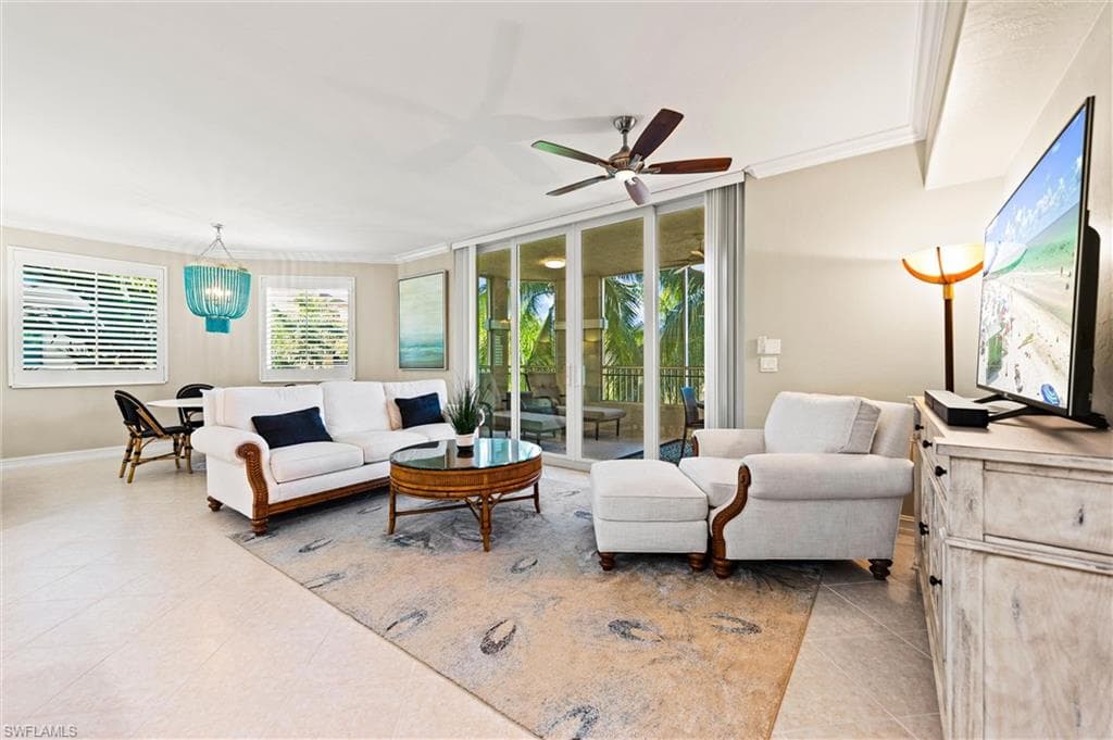 2738 Tiburon BLVD E B-301 NAPLES, FL 34109