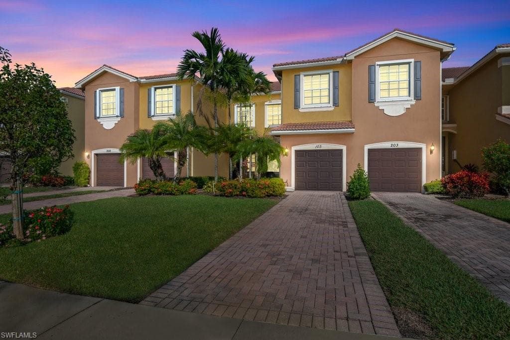 6665 Marbella LN 1-103 NAPLES, FL 34105