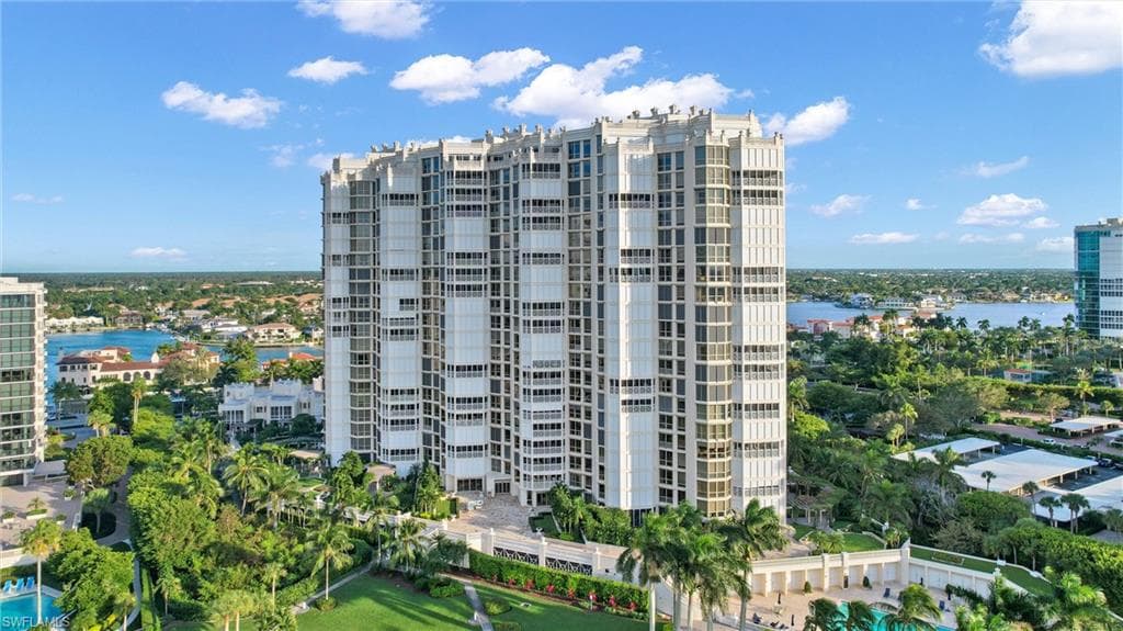 4021 Gulf Shore BLVD N 1102 NAPLES, FL 34103