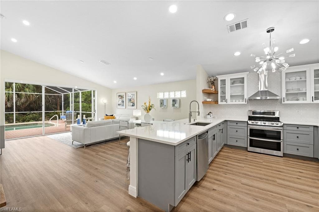 701 Crossfield CIR NAPLES, FL 34104