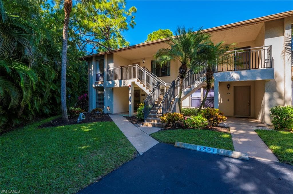 1227 Commonwealth CIR G-201 NAPLES, FL 34116