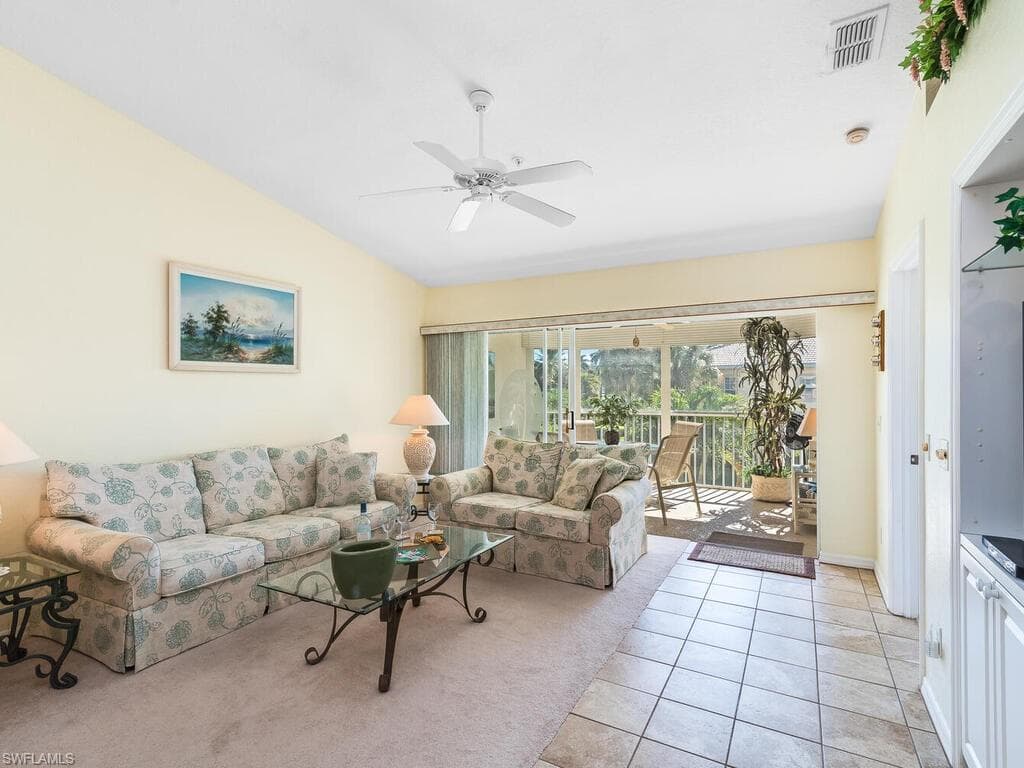 9060 Michael CIR 4-412 NAPLES, FL 34113