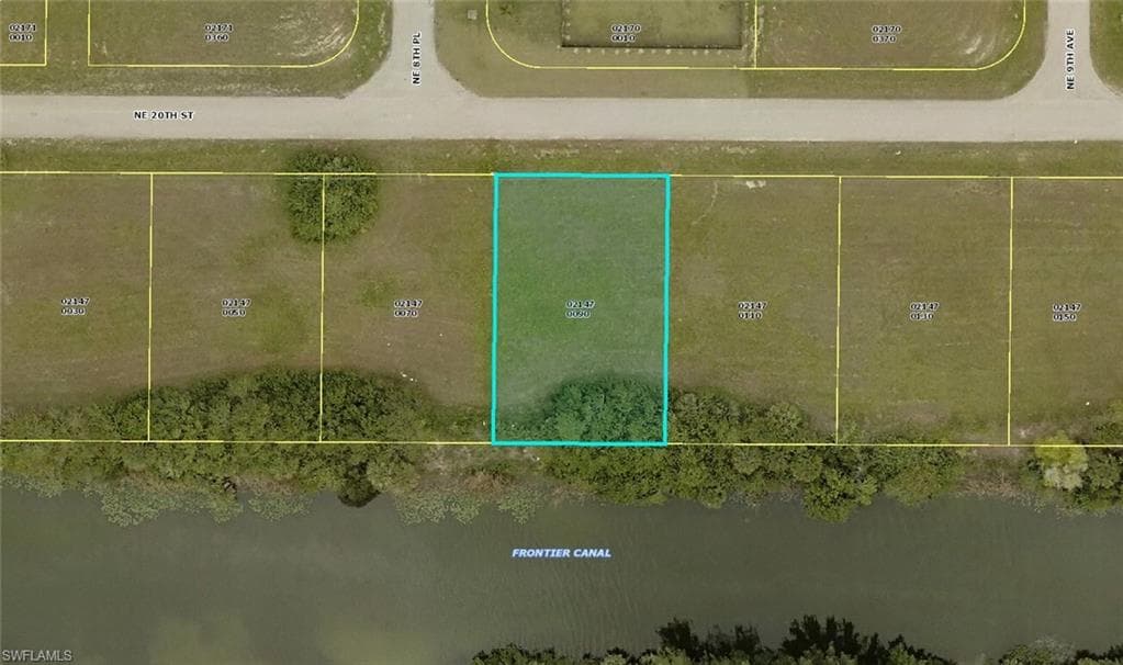 818 NE 20th ST CAPE CORAL, FL 33909
