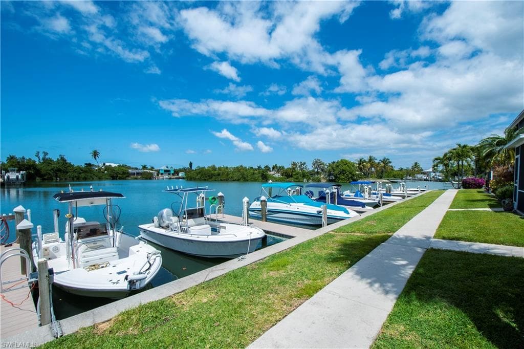 330 Kon Tiki DR G7 NAPLES, FL 34113