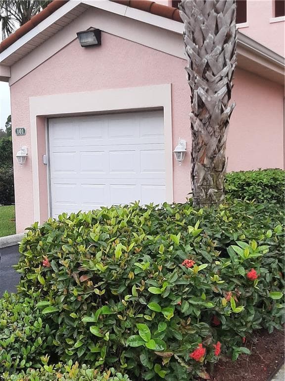 1020 Peggy CIR 101 NAPLES, FL 34113