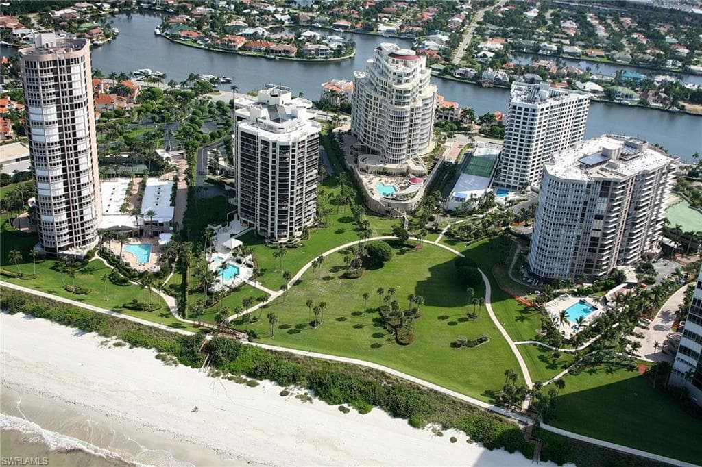 4551 Gulf Shore BLVD N 1800 NAPLES, FL 34103