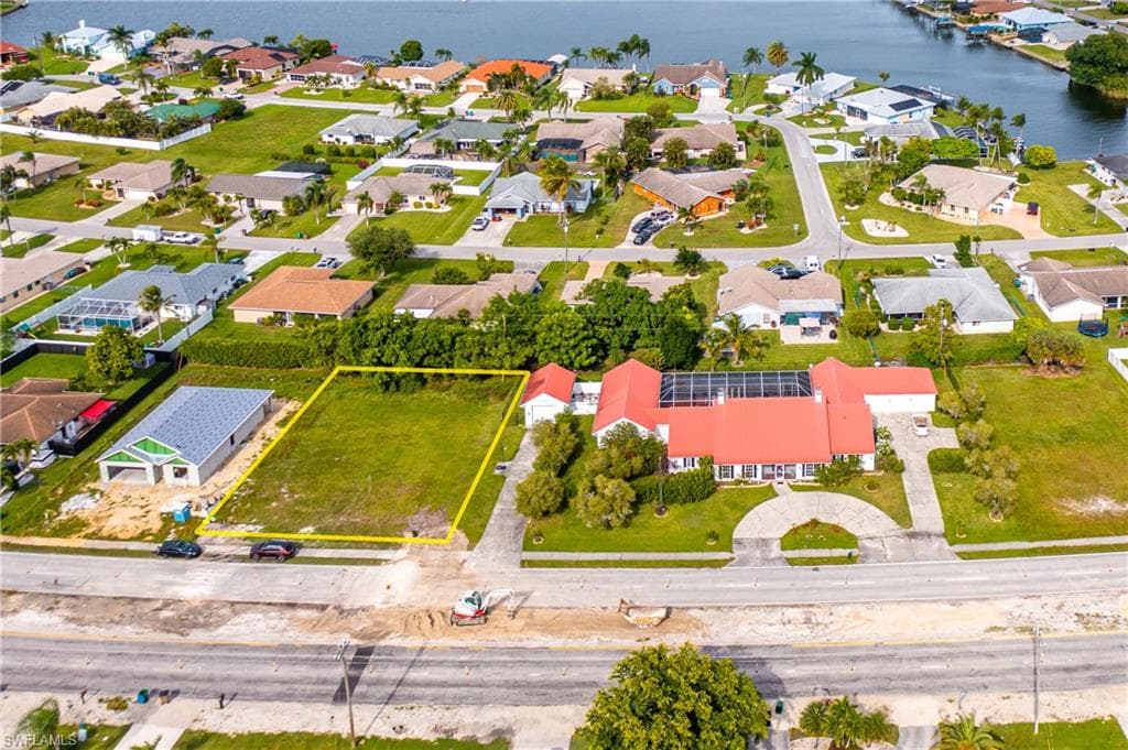 209 Nicholas PKY W CAPE CORAL, FL 33991