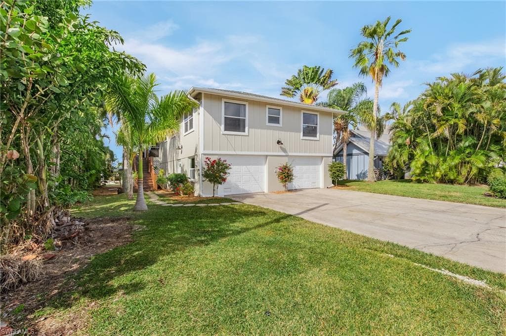 271 Egret ST FORT MYERS BEACH, FL 33931