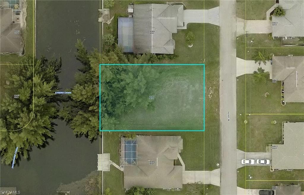 2302 SE 5th PL CAPE CORAL, FL 33990