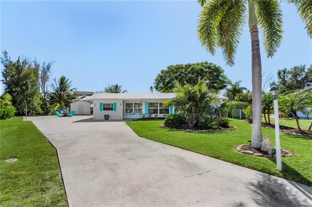 3410 SEA HOLLY LN ST. JAMES CITY, FL 33956