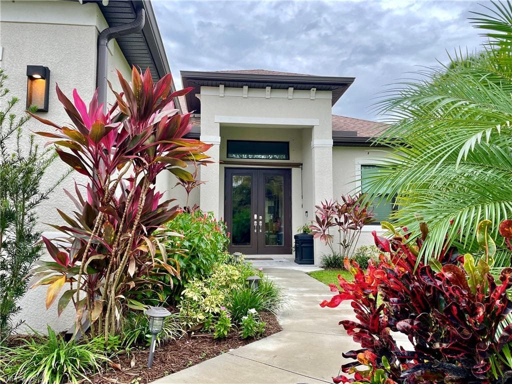 2350 Everglades BLVD N NAPLES, FL 34120