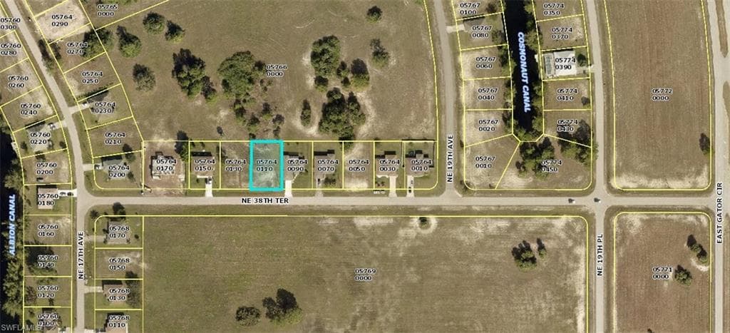 1803 NE 38th TER CAPE CORAL, FL 33909