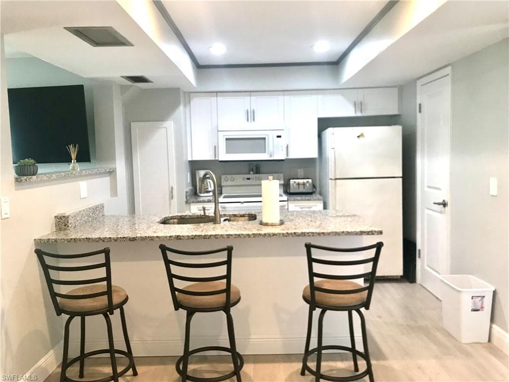 4916 Hawaii BLVD 20 NAPLES, FL 34112